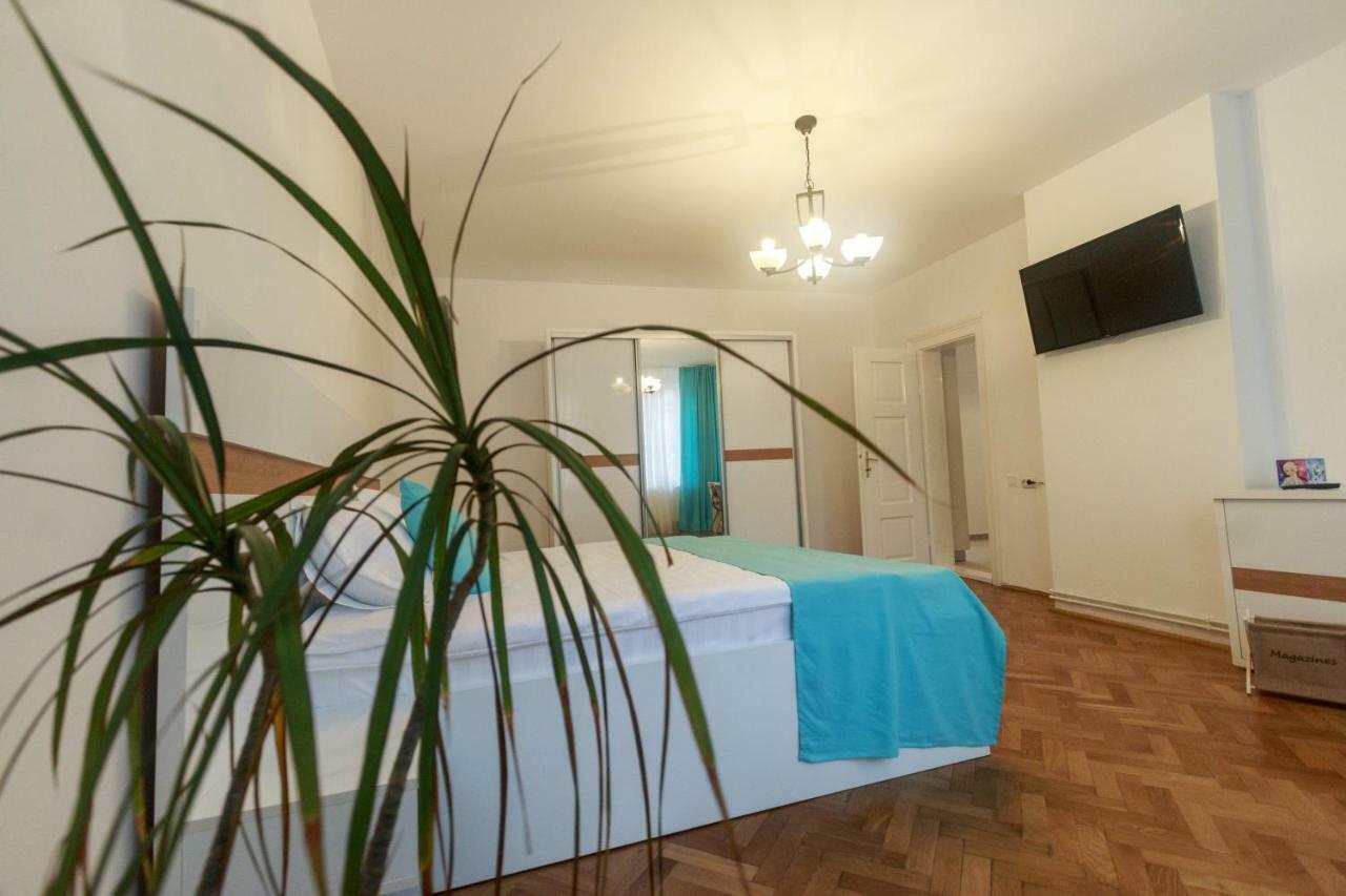 Strada Muresenilor - Savas Apartament Braşov Buitenkant foto